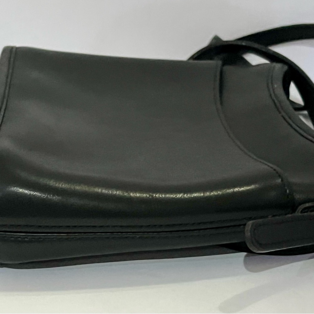 Vintage Coach Mambo Black Crossbody Bag #9062 - Picture 9 of 10
